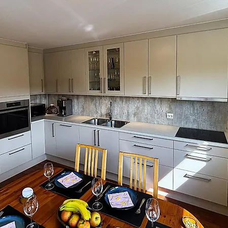 Private Bright - Fully Equipped - Modern *